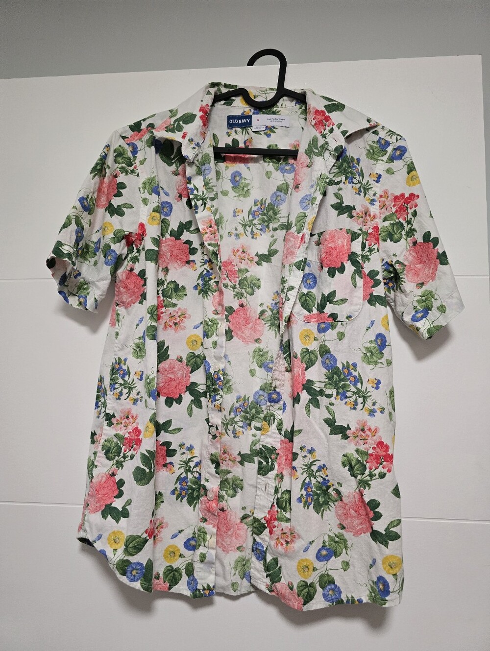 Old Navy Everyday Shirt - S
